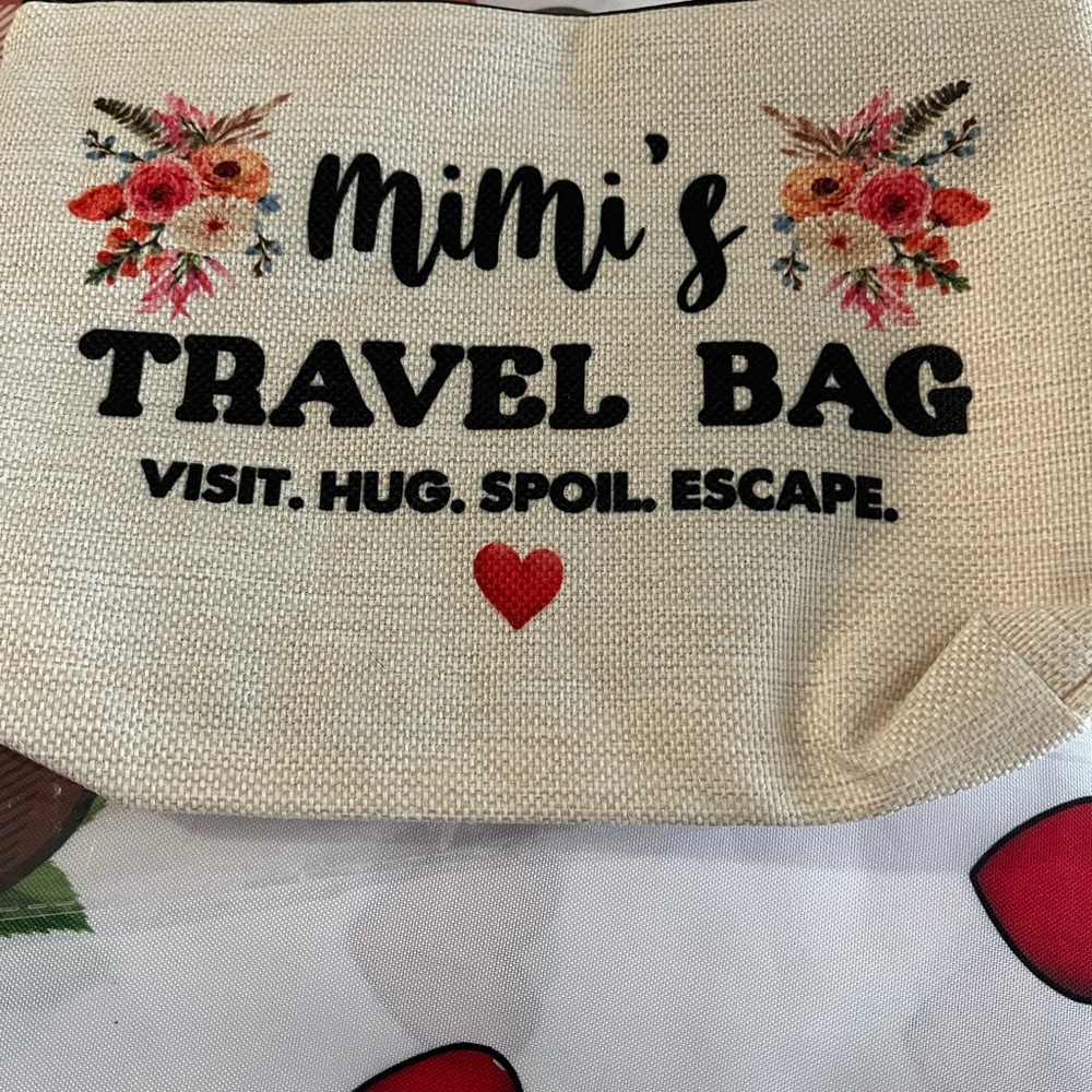 Mimi's Travel Bag with Floral Design